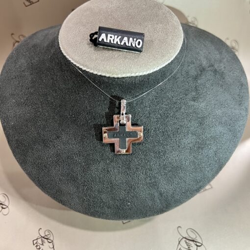 CROCE CIONDOLO ORO BIANCO 18 KT. DIAMANTE NERO -CAUCIU' ARKANO